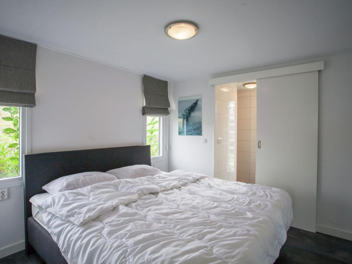 Holiday Home In Kattendijke With Terrace מראה חיצוני תמונה